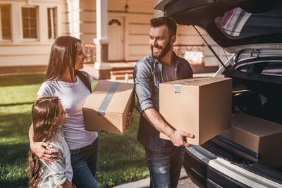 How Auto Pawn Helps with Summer Moving Season