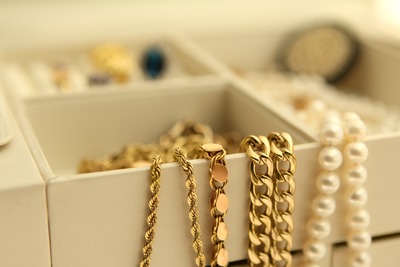 Cash for Gold Deltona: 5 Items You May Not Know Have Value